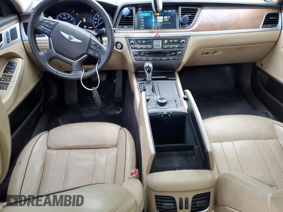 ✅ 2017 Genesis G80 3.8L • VIN: KMHGN4JE7HU192745 • Лот: 82783265. Опубликован ранее на Copart с пробегом 139 365 миль. Бесплатный доступ к архиву аукционных продаж из США и подробный отчёт об истории автомобиля на DreamBid. Изображение 8.