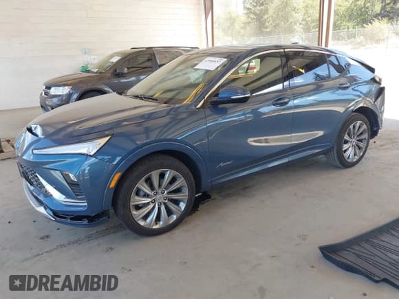 ✅ 2025 Buick Envista Avenir • VIN: KL47LCEP5SB112260 • Lot: 42984652. Listed on IAAI with 10,608 mi. Free auction sales archive from the USA and detailed vehicle history report at DreamBid. Image 17.