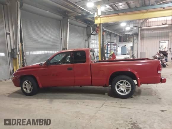 1999 Dodge Dakota Sport с VIN 1B7GL22Z6XS316174, выставлен на аукционе IAAI как лот 41731907 с пробегом Не указан миль и . История ставок и продаж доступна на DreamBid. Изображение 14.