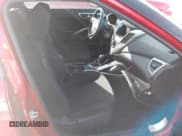 ✅ 2014 Hyundai Veloster • VIN: KMHTC6AD8EU190120 • Lot: 43533713. Wystawiony na IAAI z przebiegiem 98 893 mil. Bezpłatny archiwum sprzedaży aukcyjnych z USA i szczegółowy raport historii pojazdu na DreamBid. Zdjęcie 5.