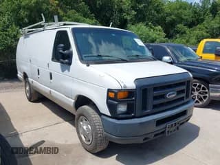 ✅ 2013 Ford Econoline Cargo Commercial • VIN: 1FTSS3EL6DDA11915 • Lot: 42404089. Wystawiony na IAAI z przebiegiem 332 717 mil. Bezpłatny archiwum sprzedaży aukcyjnych z USA i szczegółowy raport historii pojazdu na DreamBid. Zdjęcie 1.