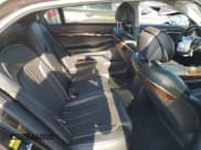 ✅ 2018 Genesis G90 Premium • VIN: KMHG34JA8JU039137 • Lot: 68822985. Wystawiony na Copart z przebiegiem 114 097 mil. Bezpłatny archiwum sprzedaży aukcyjnych z USA i szczegółowy raport historii pojazdu na DreamBid. Zdjęcie 10.