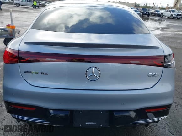✅ 2023 Mercedes-Benz EQS AMG • VIN: W1KCG5FB5PA038705 • Lot: 41523621. Listed on IAAI with 10,703 mi. Free auction sales archive from the USA and detailed vehicle history report at DreamBid. Image 16.