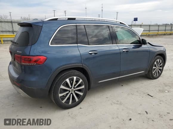 ✅ 2021 Mercedes-Benz GLB 250 • VIN: W1N4M4HB0MW105099 • Lot: 39872733. Wystawiony na Copart z przebiegiem 26 832 mil. Bezpłatny archiwum sprzedaży aukcyjnych z USA i szczegółowy raport historii pojazdu na DreamBid. Zdjęcie 3.