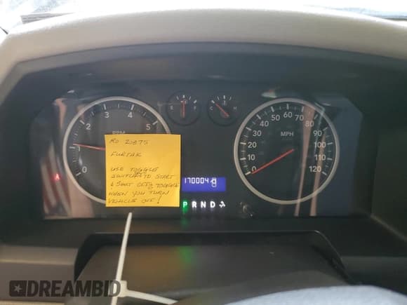 ✅ 2011 Ram 1500 ST • VIN: 1D7RV1GT4BS600290 • Lot: 70383175. Wystawiony na Copart z przebiegiem 170 004 mil. Bezpłatny archiwum sprzedaży aukcyjnych z USA i szczegółowy raport historii pojazdu na DreamBid. Zdjęcie 9.