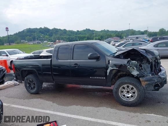 ✅ 2007 Chevrolet Silverado 1500 2LT • VIN: 2GCEK19J571566770 • Lot: 42346907. Listed on IAAI with 246,551 mi. Free auction sales archive from the USA and detailed vehicle history report at DreamBid. Image 14.