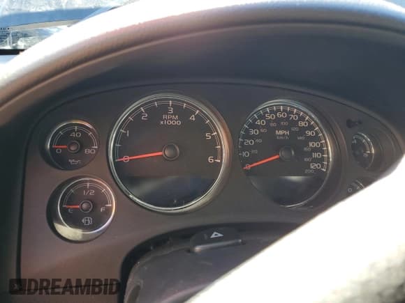 ✅ 2009 GMC Sierra 1500 • VIN: 2GTEK333391130783 • Lot: 43365775. Wystawiony na Copart z przebiegiem Nie podano. Bezpłatny archiwum sprzedaży aukcyjnych z USA i szczegółowy raport historii pojazdu na DreamBid. Zdjęcie 9.