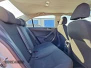 ✅ 2015 Volkswagen Jetta S • VIN: 3VW2K7AJ1FM273485 • Lot: 95106435. Wystawiony na Copart z przebiegiem 152 209 mil. Bezpłatny archiwum sprzedaży aukcyjnych z USA i szczegółowy raport historii pojazdu na DreamBid. Zdjęcie 10.