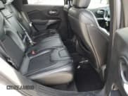 ✅ 2019 Jeep Cherokee Altitude • VIN: 1C4PJMLB1KD141817 • Lot: 71489575. Wystawiony na Copart z przebiegiem 94 824 mil. Bezpłatny archiwum sprzedaży aukcyjnych z USA i szczegółowy raport historii pojazdu na DreamBid. Zdjęcie 11.