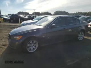 2006 BMW 3 Series 330xi with VIN WBAVD33546KV66515, listed as a Copart auction lot 84267275 with 195,821 mi miles and Salvage title. Bid and sale history available at DreamBid. Image 1.