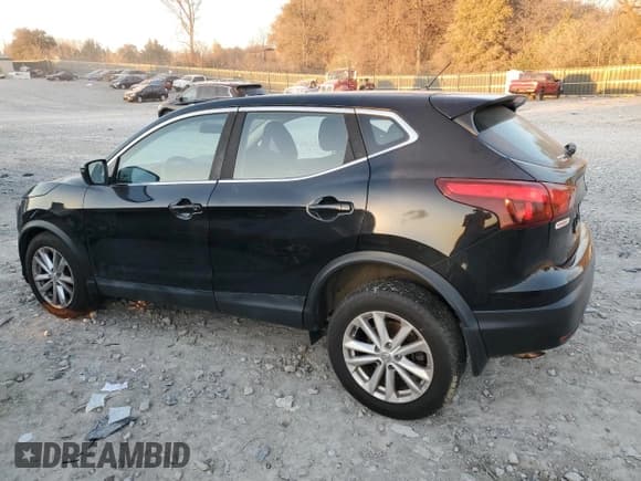 ✅ 2018 Nissan Rogue SV • VIN: JN1BJ1CPXJW106395 • Lot: 92487235. Wystawiony na Copart z przebiegiem 56 981 mil. Bezpłatny archiwum sprzedaży aukcyjnych z USA i szczegółowy raport historii pojazdu na DreamBid. Zdjęcie 2.