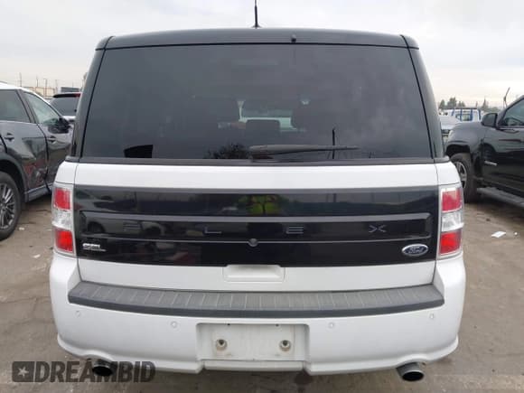 ✅ 2019 Ford Flex SEL • VIN: 2FMGK5C89KBA03077 • Lot: 43668517. Listed on IAAI with 75,608 mi. Free auction sales archive from the USA and detailed vehicle history report at DreamBid. Image 16.