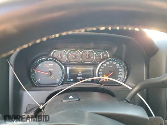 ✅ 2018 Chevrolet Silverado 1500 LT • VIN: 3GCUKREC2JG260206 • Лот: 62120714. Опубликован ранее на Copart с пробегом 90 876 миль. Бесплатный доступ к архиву аукционных продаж из США и подробный отчёт об истории автомобиля на DreamBid. Изображение 9.