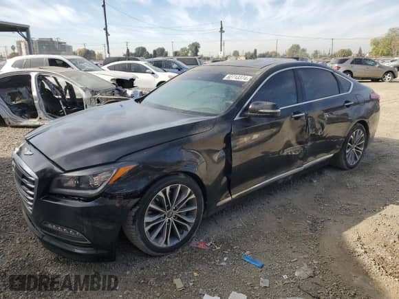 2016 Hyundai Genesis 3.8L z VIN KMHGN4JE2GU139336, wystawiony jako Copart lot #82713374 z przebiegiem 58 330 mil mil oraz Szkoda całkowita • Salvage title. Historia ofert i sprzedaży dostępna na DreamBid. Obrazek 1.