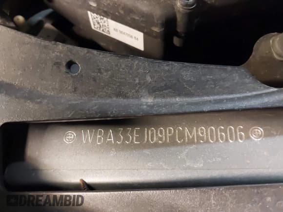 ✅ 2023 BMW 7 Series 760i xDrive • VIN: WBA33EJ09PCM90606 • Lot: 41498342. Listed on IAAI with 36,838 mi. Free auction sales archive from the USA and detailed vehicle history report at DreamBid. Image 20.