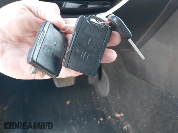 ✅ 2017 Chevrolet Colorado 4WD WT • VIN: 1GCHTBEN0H1164526 • Lot: 41932833. Wystawiony na IAAI z przebiegiem 93 253 mil. Bezpłatny archiwum sprzedaży aukcyjnych z USA i szczegółowy raport historii pojazdu na DreamBid. Zdjęcie 11.