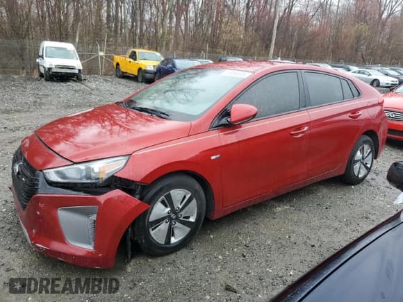 ✅ 2019 Hyundai Ioniq Blue • VIN: KMHC65LC8KU180544 • Lot: 49958695. Wystawiony na Copart z przebiegiem 115 889 mil. Bezpłatny archiwum sprzedaży aukcyjnych z USA i szczegółowy raport historii pojazdu na DreamBid. Zdjęcie 1.