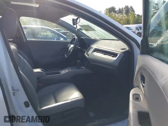 ✅ 2017 Honda HR-V EX-L • VIN: 3CZRU6H79HM711182 • Lot: 43238938. Wystawiony na IAAI z przebiegiem 71 825 mil. Bezpłatny archiwum sprzedaży aukcyjnych z USA i szczegółowy raport historii pojazdu na DreamBid. Zdjęcie 5.