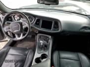 ✅ 2017 Dodge Challenger SXT • VIN: 2C3CDZAG1HH613189 • Lot: 71835732. Wystawiony na Copart z przebiegiem 60 957 mil. Bezpłatny archiwum sprzedaży aukcyjnych z USA i szczegółowy raport historii pojazdu na DreamBid. Zdjęcie 8.