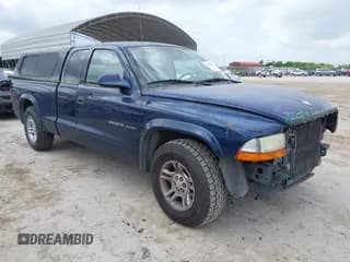✅ 2002 Dodge Dakota Sport • VIN: 1B7GL32X52S525368 • Lot: 42420709. Wystawiony na IAAI z przebiegiem 241 497 mil. Bezpłatny archiwum sprzedaży aukcyjnych z USA i szczegółowy raport historii pojazdu na DreamBid. Zdjęcie 1.