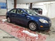 ✅ 2010 Suzuki Kizashi SE • VIN: JS2RF9A36A6100725 • Лот: 84721304. Опубликован ранее на Copart с пробегом 115 418 миль. Бесплатный доступ к архиву аукционных продаж из США и подробный отчёт об истории автомобиля на DreamBid. Изображение 4.