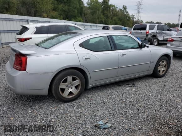 ✅ 2006 Dodge Charger • VIN: 2B3KA43G36H255883 • Лот: 91727705. Опубликован ранее на Copart с пробегом 208 236 миль. Бесплатный доступ к архиву аукционных продаж из США и подробный отчёт об истории автомобиля на DreamBid. Изображение 3.