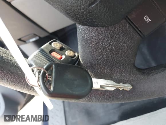 ✅ 2008 Ford F-150 STX • VIN: 1FTRX14W88FC25010 • Lot: 42941390. Wystawiony na IAAI z przebiegiem 127 879 mil. Bezpłatny archiwum sprzedaży aukcyjnych z USA i szczegółowy raport historii pojazdu na DreamBid. Zdjęcie 11.