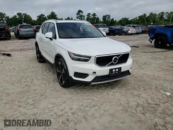 ✅ 2019 Volvo XC40 Momentum • VIN: YV4162XZ4K2018914 • Лот: 63519805. Опубликован ранее на Copart с пробегом 77 260 миль. Бесплатный доступ к архиву аукционных продаж из США и подробный отчёт об истории автомобиля на DreamBid. Изображение 14.