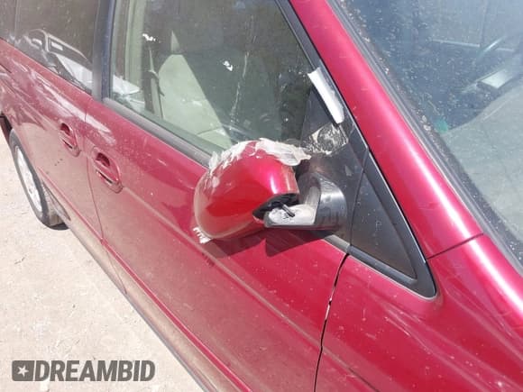 ✅ 2004 Honda Odyssey EX-RES • VIN: 5FNRL18814B099854 • Lot: 42123484. Listed on IAAI with 206,018 mi. Free auction sales archive from the USA and detailed vehicle history report at DreamBid. Image 12.