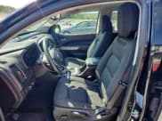 ✅ 2021 Chevrolet Colorado 4WD LT • VIN: 1GCGTCEN1M1182030 • Lot: 80992305. Wystawiony na Copart z przebiegiem 90 499 mil. Bezpłatny archiwum sprzedaży aukcyjnych z USA i szczegółowy raport historii pojazdu na DreamBid. Zdjęcie 7.