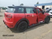✅ 2024 MINI Clubman Cooper S • VIN: WMWXJ1C03R2U59017 • Lot: 60974115. Wystawiony na Copart z przebiegiem 13 896 mil. Bezpłatny archiwum sprzedaży aukcyjnych z USA i szczegółowy raport historii pojazdu na DreamBid. Zdjęcie 3.