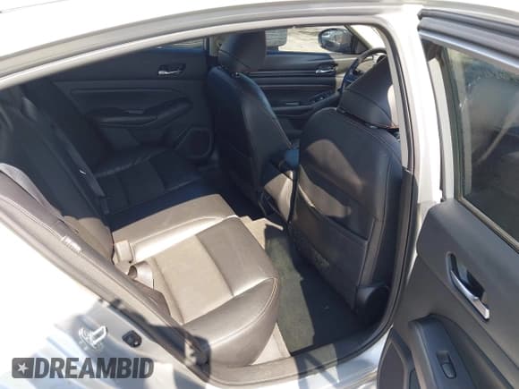 ✅ 2021 Nissan Altima SR • VIN: 1N4BL4CV6MN364579 • Lot: 42801448. Wystawiony na IAAI z przebiegiem 104 460 mil. Bezpłatny archiwum sprzedaży aukcyjnych z USA i szczegółowy raport historii pojazdu na DreamBid. Zdjęcie 8.