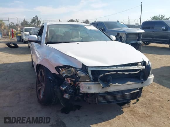 ✅ 2010 Volvo C70 • VIN: YV1672MC5AJ090645 • Lot: 42930138. Listed on IAAI with 82,970 mi. Free auction sales archive from the USA and detailed vehicle history report at DreamBid. Image 6.