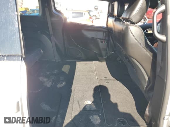 ✅ 2024 Chrysler Pacifica Touring L • VIN: 2C4RC3BGXRR175224 • Lot: 56407245. Listed on Copart with 14,137 mi. Free auction sales archive from the USA and detailed vehicle history report at DreamBid. Image 11.