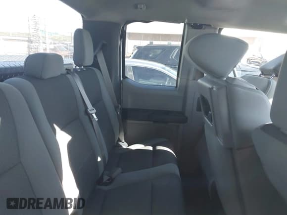 ✅ 2020 Ford F-150 XLT • VIN: 1FTFX1E54LKE07506 • Lot: 43578390. Listed on IAAI with 56,085 mi. Free auction sales archive from the USA and detailed vehicle history report at DreamBid. Image 8.