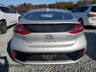 ✅ 2017 Hyundai Ioniq SEL • VIN: KMHC75LC0HU045774 • Lot: 83817094. Wystawiony na Copart z przebiegiem 103 752 mil. Bezpłatny archiwum sprzedaży aukcyjnych z USA i szczegółowy raport historii pojazdu na DreamBid. Zdjęcie 6.