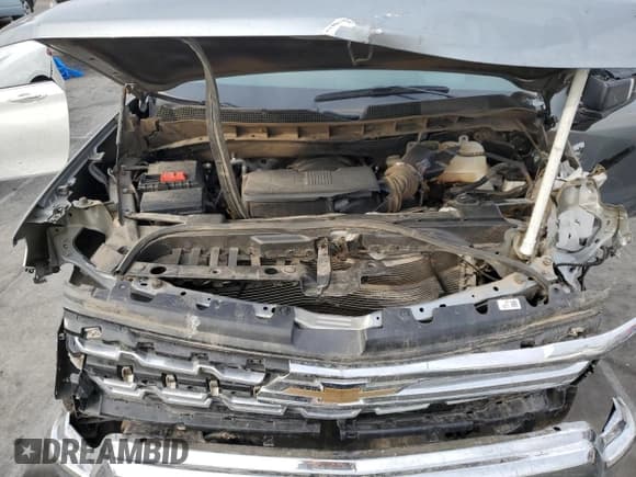 ✅ 2024 Chevrolet Silverado 1500 LTZ • VIN: 2GCUDGED2R1210725 • Лот: 92652775. Опубликован ранее на Copart с пробегом Не указан. Бесплатный доступ к архиву аукционных продаж из США и подробный отчёт об истории автомобиля на DreamBid. Изображение 11.