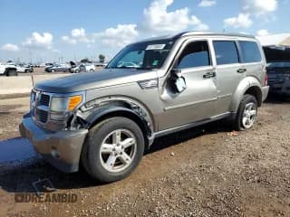 ✅ 2007 Dodge Nitro SXT • VIN: 1D8GU28K17W656995 • Lot: 81774955. Wystawiony na Copart z przebiegiem 218 133 mil. Bezpłatny archiwum sprzedaży aukcyjnych z USA i szczegółowy raport historii pojazdu na DreamBid. Zdjęcie 1.