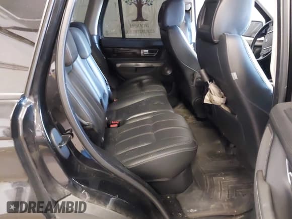 ✅ 2010 Land Rover Range Rover Sport HSE Lux • VIN: SALSK2D44AA245917 • Lot: 42638894. Listed on IAAI with 182,054 mi. Free auction sales archive from the USA and detailed vehicle history report at DreamBid. Image 8.