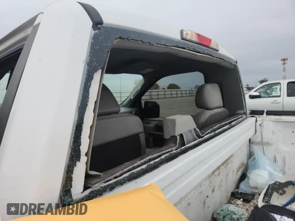 ✅ 2018 Ford F-150 XL • VIN: 1FTMF1CB2JKC54933 • Lot: 86312895. Listed on Copart with 230,041 mi. Free auction sales archive from the USA and detailed vehicle history report at DreamBid. Image 10.