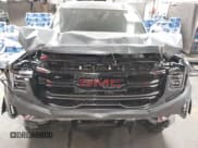 ✅ 2025 GMC Sierra 1500 SLT • VIN: 1GTUUDED8SZ277695 • Лот: 43342044. Опубликован ранее на IAAI с пробегом 517 миль. Бесплатный доступ к архиву аукционных продаж из США и подробный отчёт об истории автомобиля на DreamBid. Изображение 6.