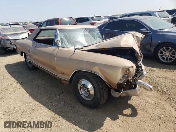 ✅ 1963 Buick Riviera • VIN: 7J1041308 • Лот: 68149744. Опубликован ранее на Copart с пробегом 3 273 миль. Бесплатный доступ к архиву аукционных продаж из США и подробный отчёт об истории автомобиля на DreamBid. Изображение 4.