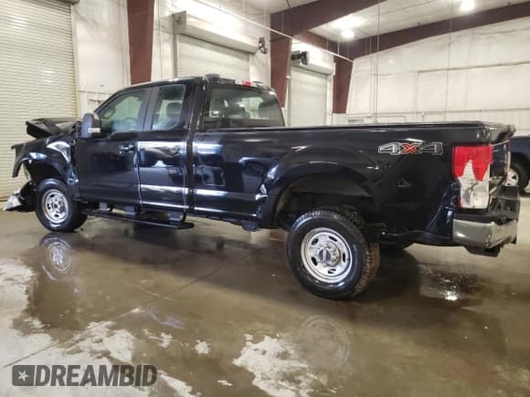 ✅ 2022 Ford F-250 XL • VIN: 1FT7X2B67NED58360 • Lot: 54734775. Listed on Copart with 69,872 mi. Free auction sales archive from the USA and detailed vehicle history report at DreamBid. Image 2.