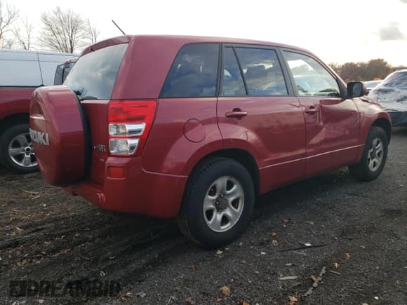 ✅ 2011 Suzuki Grand Vitara Premium • VIN: JS3TD0D28B4102852 • Lot: 90285285. Wystawiony na Copart z przebiegiem 110 991 mil. Bezpłatny archiwum sprzedaży aukcyjnych z USA i szczegółowy raport historii pojazdu na DreamBid. Zdjęcie 3.