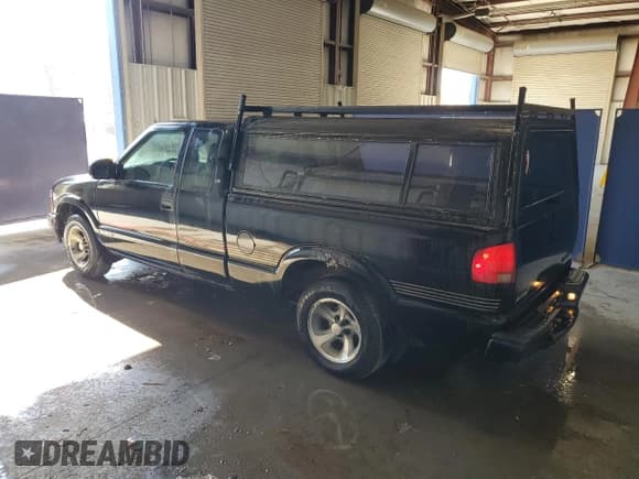 ✅ 2001 Chevrolet S-10 LS • VIN: 1GCCS19W218170447 • Лот: 84566654. Опубликован ранее на Copart с пробегом 66 875 миль. Бесплатный доступ к архиву аукционных продаж из США и подробный отчёт об истории автомобиля на DreamBid. Изображение 2.