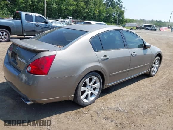 ✅ 2007 Nissan Maxima SL • VIN: 1N4BA41E07C856226 • Лот: 42911179. Опубликован ранее на IAAI с пробегом 143 700 миль. Бесплатный доступ к архиву аукционных продаж из США и подробный отчёт об истории автомобиля на DreamBid. Изображение 4.