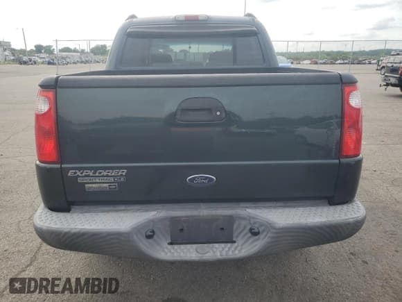 ✅ 2004 Ford Explorer Sport Trac XLS • VIN: 1FMZU77K24UB43103 • Lot: 55955144. Listed on Copart with 197,274 mi. Free auction sales archive from the USA and detailed vehicle history report at DreamBid. Image 6.