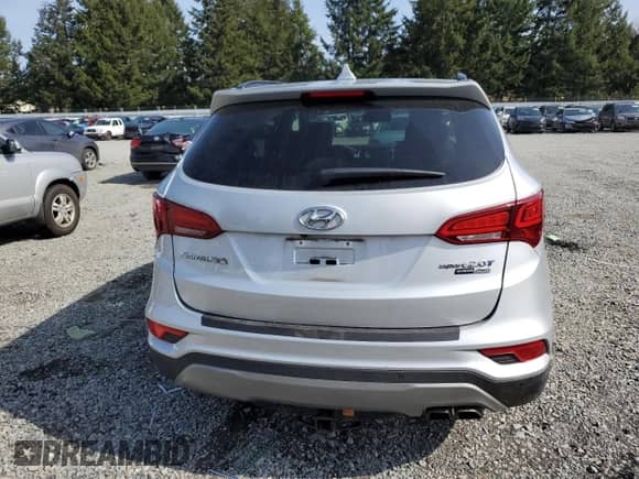 ✅ 2017 Hyundai Santa Fe Ultimate • VIN: 5XYZWDLAXHG444901 • Lot: 44837293. Wystawiony na Copart z przebiegiem 65 315 mil mil. Skorzystaj z bezpłatnego archiwum sprzedaży aukcyjnych z USA i zobacz szczegółowy raport historii pojazdu na DreamBid. Zdjęcie 6.