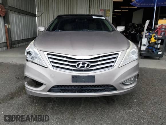 ✅ 2013 Hyundai Azera • VIN: KMHFH4JG9DA251536 • Lot: 49265885. Wystawiony na Copart z przebiegiem 98 580 mil mil. Skorzystaj z bezpłatnego archiwum sprzedaży aukcyjnych z USA i zobacz szczegółowy raport historii pojazdu na DreamBid. Zdjęcie 5.