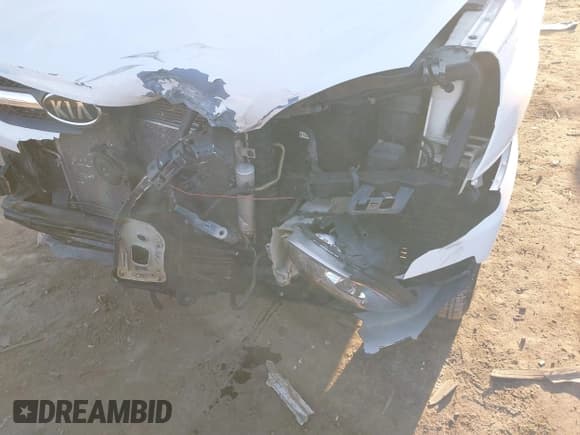 ✅ 2010 Kia Sportage LX • VIN: KNDKGCA35A7701964 • Лот: 41765932. Опубликован ранее на IAAI с пробегом 109 939 миль. Бесплатный доступ к архиву аукционных продаж из США и подробный отчёт об истории автомобиля на DreamBid. Изображение 6.